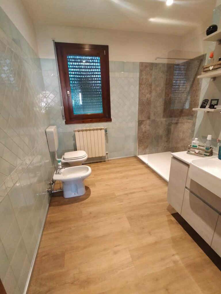 Bagno_PavimentoSPC_PaparellaPierangelo